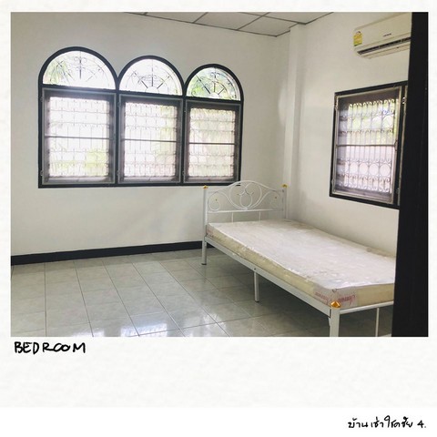 Cozy house for rent in convenient location (Ladprao Chokchai 4) images 2