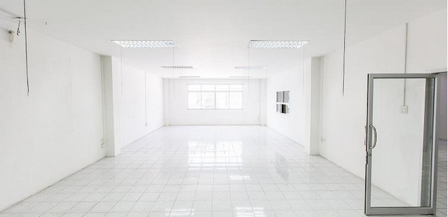    Warehouse For Rent 6500 sqm located  Bangplee  images 2