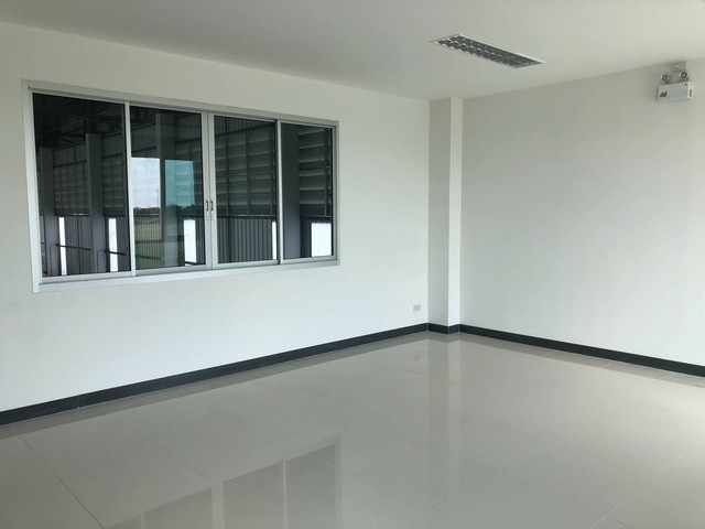    Factory for rent 3000 sqm. Pinthong 3, Chonburi   images 1