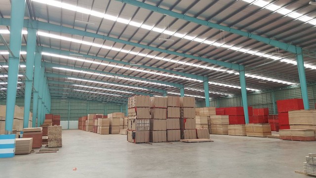   Warehouse for rent 4,000 sqm.Krathumbaen, Samut Sakhon images 1