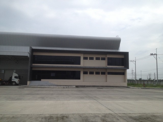  Factory warehouse Bangpakong Rent 5575 sqm. images 1