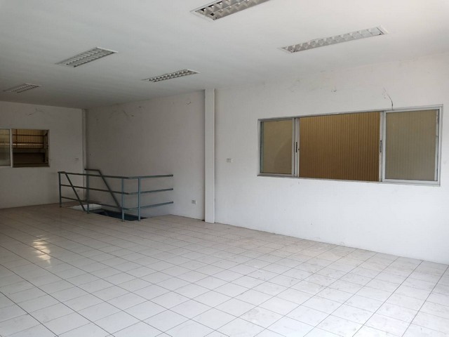     Factory/Warehouse for rent Rangsit 1200 sq.m images 1