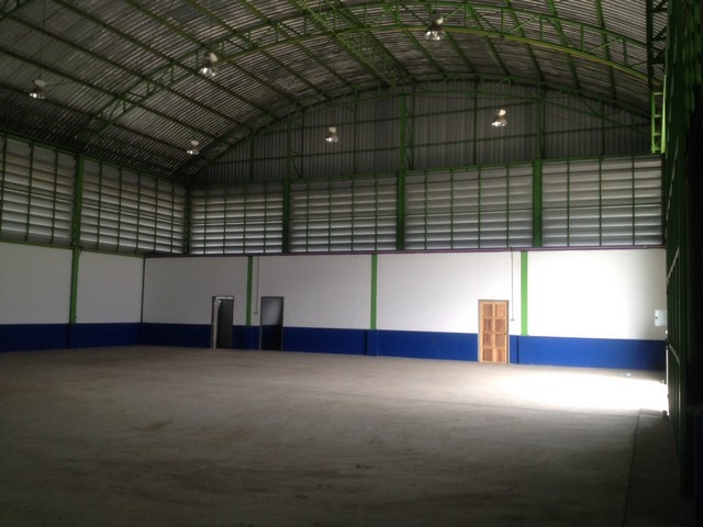 Warehouse for rent located at Lamlukka 800 sqm  images 2