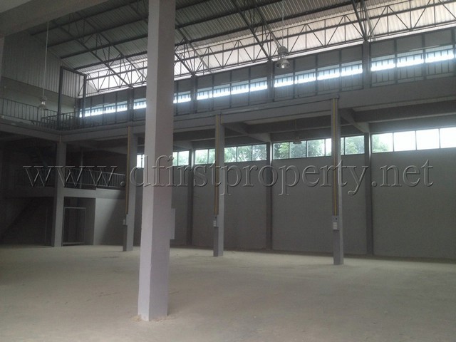 Warehouse for rent Lamlukka 1700 sqm. images 8