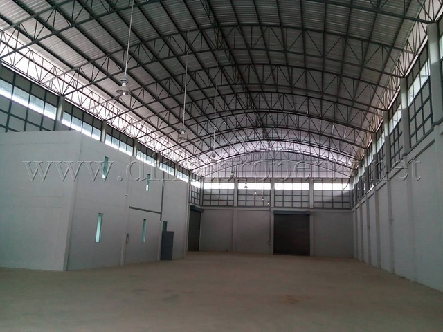      Warehouse for rent 1300 sqm. With office Lamlukka images 8