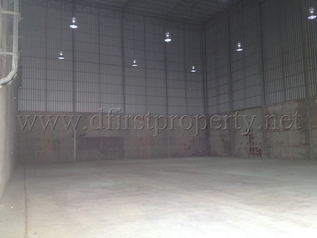 Warehouse for rent located at Lamlukka 550 sq.m. images 12