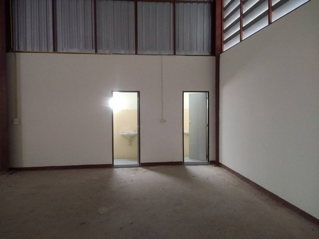  Rojana Factory/warehouse Rent/sale 400-500 sqm. images 6