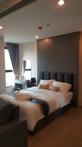  For rent Luxury Condominium Rama IV Road images 1