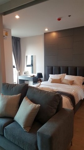  For rent Luxury Condominium Rama IV Road images 4